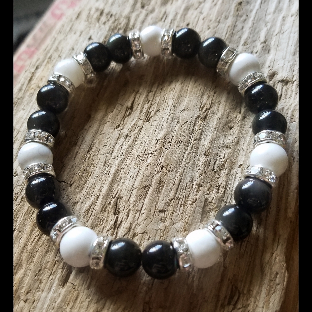 🌙💜Obsidian & White Howlite Stone Bracelet